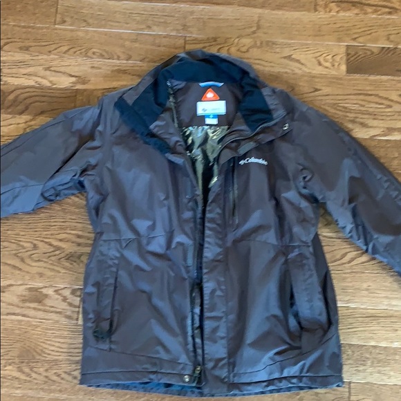 Columbia men’s Omni-tech jacket - Picture 1 of 2